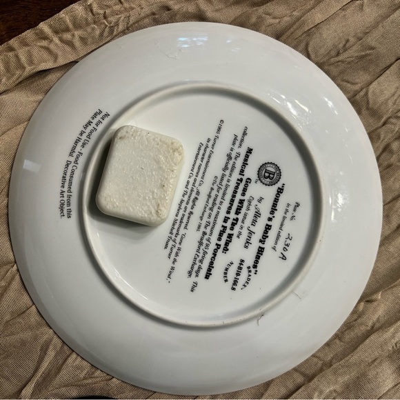 Gone With The Wind: Bonnie Blue Musical Collector Plate Musical Treasures - Picture 3 of 3